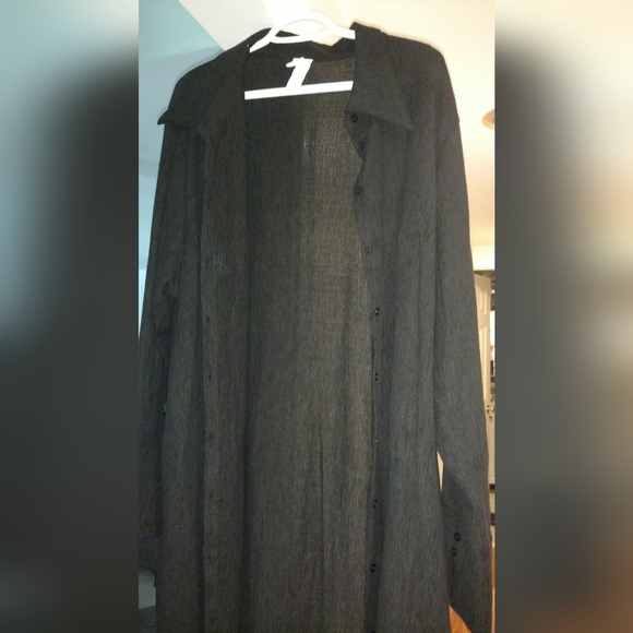 H&M Long Sleeve Cover - Picture 2 of 8